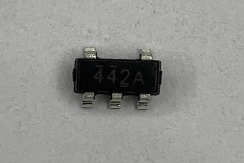 LN1152 (低功耗 低跌落電壓 中電流電壓調整器)